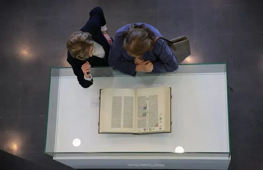 Fondo Antiguo y Archivo